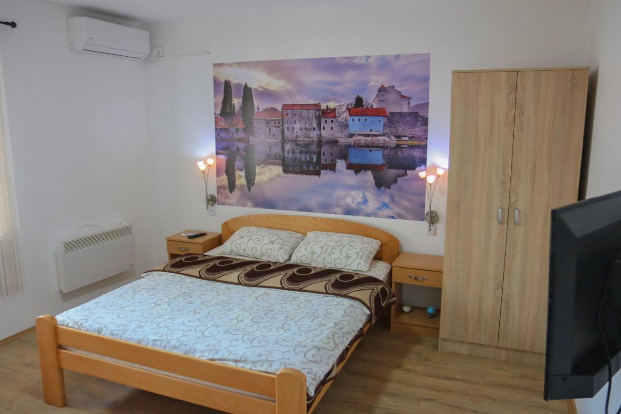 Appartamento Sobe Mira Trebinje Esterno foto